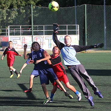 W dzie pikarza modzi futbolici rozegrali turniej