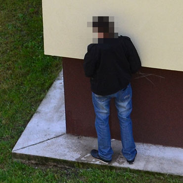 Toaleta pod chmurk. Co zrobi z takimi „sikawkami”? 
