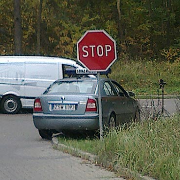 cigaj amicych prawo. Sami je naruszaj. Zobacz, jak powinni zosta ukarani!