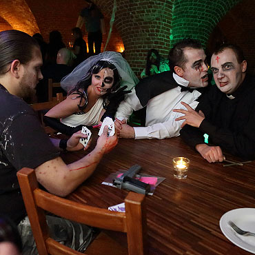Bal w upiornych rytmach. Zobacz film!
