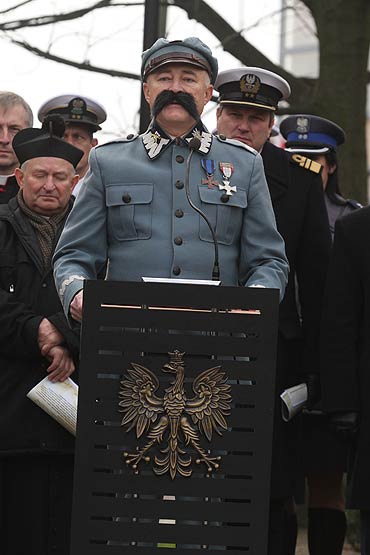 Oddali cze bohaterom. Zobacz film!