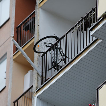 Trzymamy rowery na balkonach. Czy to przez kradzieże?