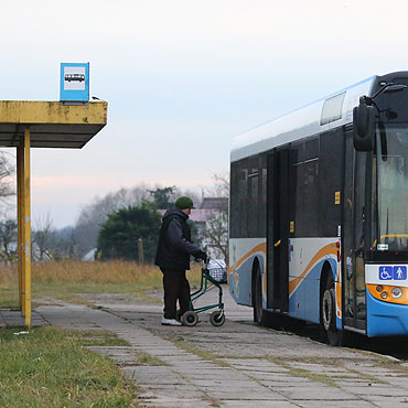 Na  dziakach  tylko do  godz. 15?