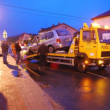 Na ulicy Szkolnej zderzyy si dwa auta