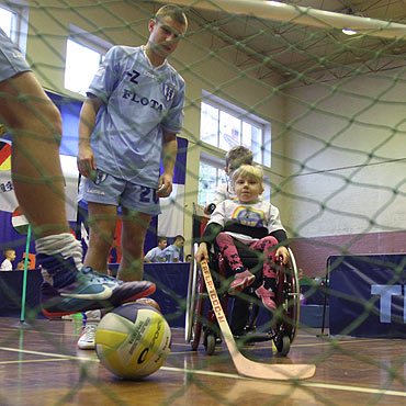 Sportowa rywalizacja w przedwitecznych nastrojach