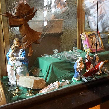 Komu przeszkadza sklepik z religijnymi pamiątkami?!?