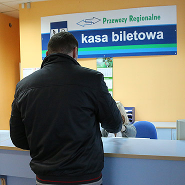 Kasa kolejowa na razie zostaje