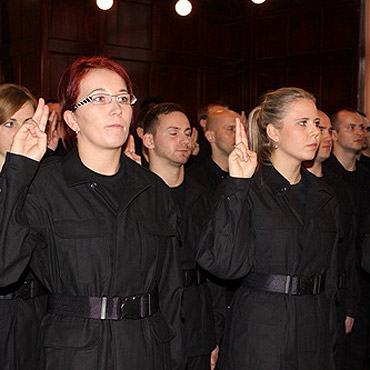 Trzech funkcjonariuszy zasili szeregi świnoujskiej policji