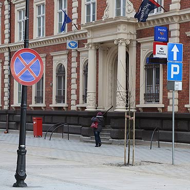 Stoicie w dugich kolejkach na poczcie? Nasz Czytelnik ma pomys!