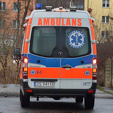 Pobili w szkole koleg. Interweniowao pogotowie ratunkowe