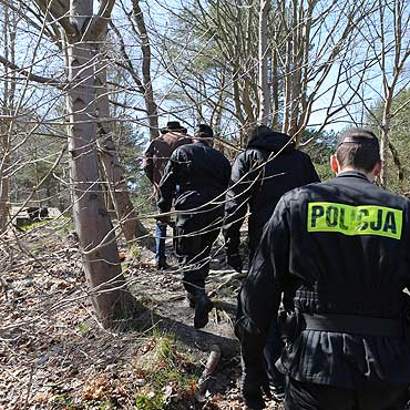60 –letni mieszkaniec bunkra nie yje