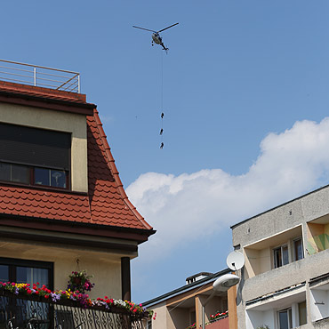 Policjanci lataj migowcami. Mieszkacy maj dosy haasw!
