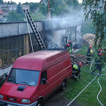 Poar w stolarni. Zobacz film!