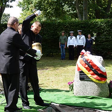 Prochy złożono na cmentarzu