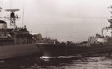 ORP Grunwald w kleszczach - historia polskiego okrtu desantowego