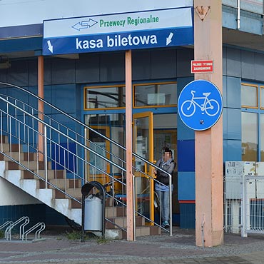 Mieszkaniec: „potrzebny automat biletowy PKP!”
