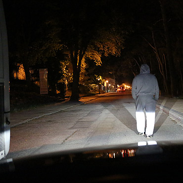 Miłośnik nocnych spacerów?!