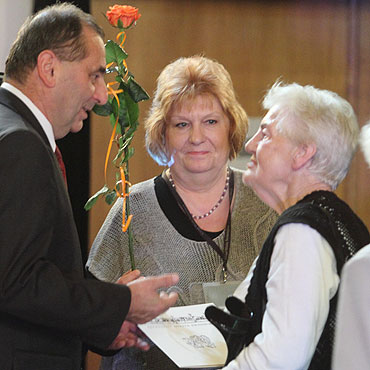 Seniorzy witowali w Miejskim Domu Kultury. Zagra dla nich Andrzej Rybiski