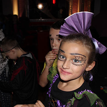 Ponad 70 dzieci witowao Halloween