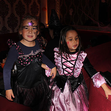 Ponad 70 dzieci witowao Halloween