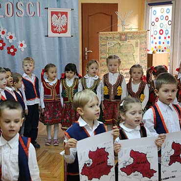 Obchody Święta Niepodległości w Przedszkolu Miejskim nr 11. Zobacz film!