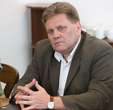 Rzecznik do posanki PO: Z warszawskich salonw trzeba zej na ziemi