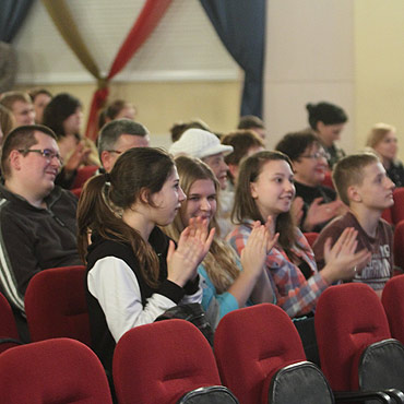 Spektakl Ptaki w Miejskim Domu Kultury