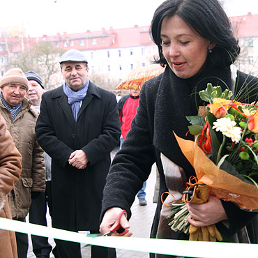 Nowe targowisko ju otwarte! Handlowcy narzekaj na wysokie opaty i ze zadaszenie 