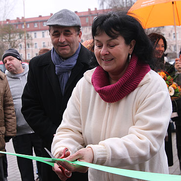 Nowe targowisko ju otwarte! Handlowcy narzekaj na wysokie opaty i ze zadaszenie 