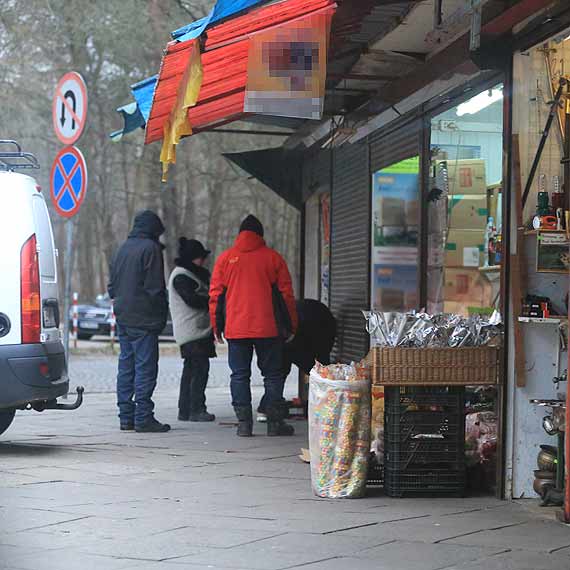 Zodzieje prbowali wama si do stoisk na przygranicznym rynku!