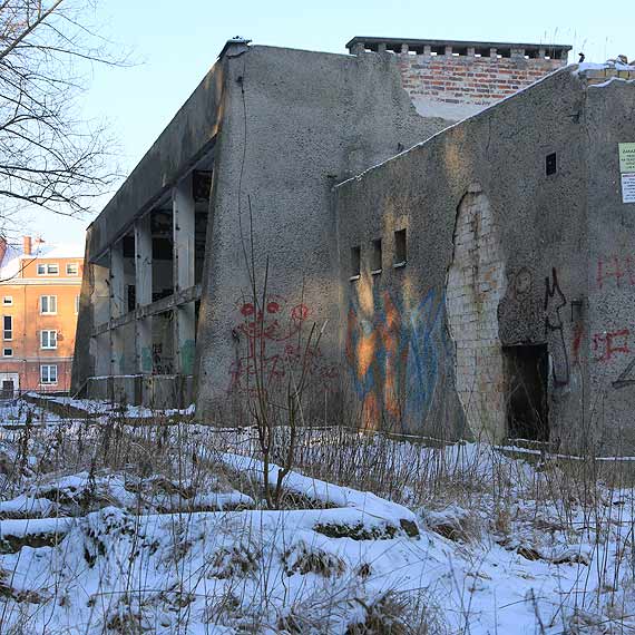  Co z t ruder? Miasto zapowiada rozmowy z  jej wacicielem