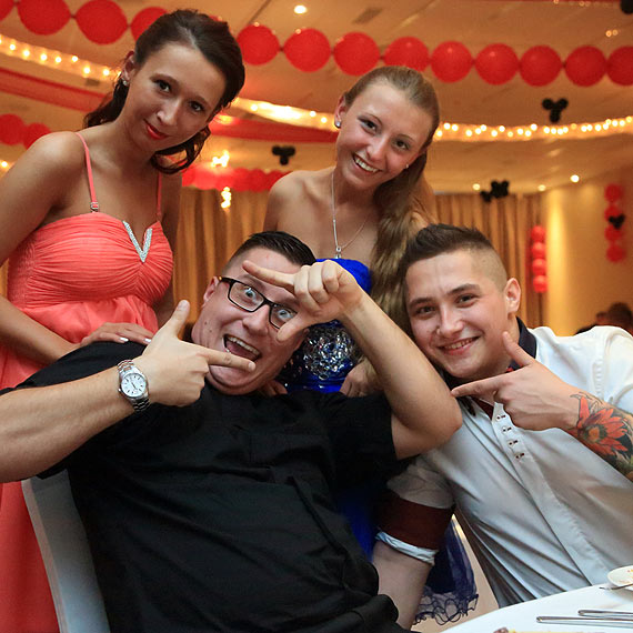 Dwie szkoły, jedna studniówka. Szampański bal w Interferie Medical Spa. Zobacz film i fotogalerię!