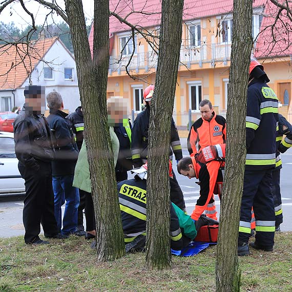 Kierowca opla uderzy w rowerzyst na skrzyowaniu ulicy Markiewicza z ulic Szkoln