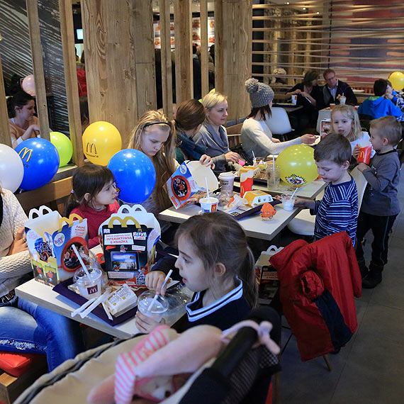 McDonald's zaprasza i chwali współpracę z miastem