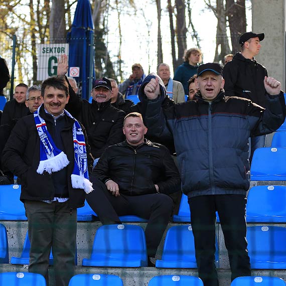 Pikarze Floty winoujcie w 25. kolejce I ligi przegrali z Puszcz Niepoomice 0:1.