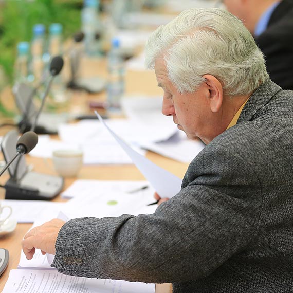 Stanisaw Bartkowiak martwi si o przyrost naturalny w winoujciu