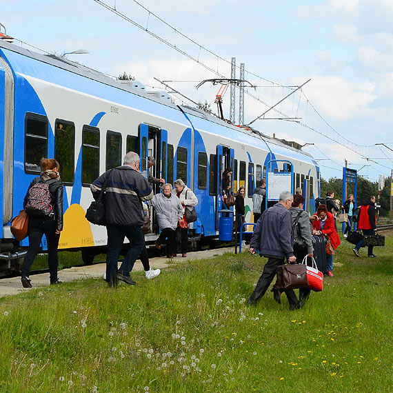 Bałagan na kolei. Remont torów i ścisk w autobusie zastępczym