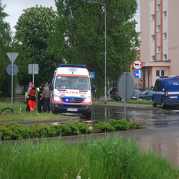 Kierowca volkswagena potrci rowerzyst
