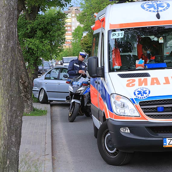 Zamiast się zatrzymać wjechał na skrzyżowanie