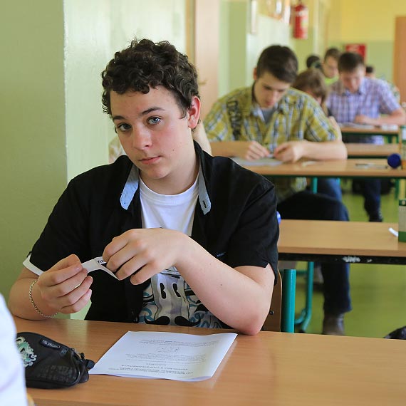 Konkurs matematyczny w Zespole Szk Oglnoksztaccych. Zobacz film!
