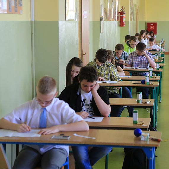 Konkurs matematyczny w Zespole Szk Oglnoksztaccych. Zobacz film!