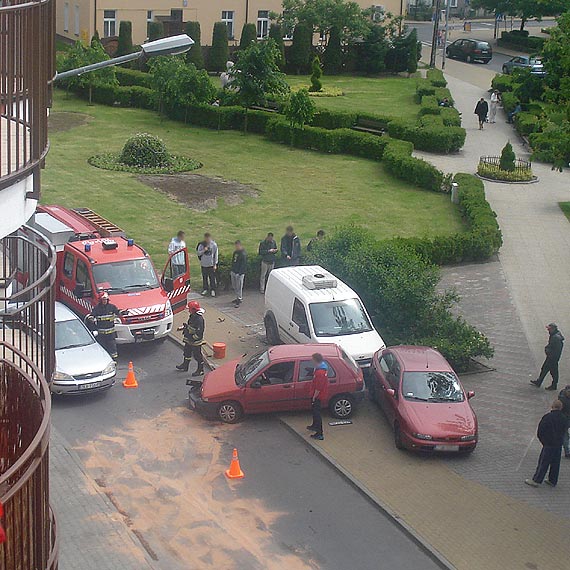Midzyzdroje: Kierowca renault uderzy w dwa samochody zarejestrowane w winoujciu