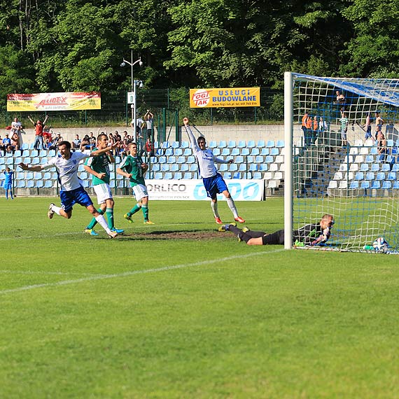 Zwycistwo na wag utrzymania. Flota - Okocimski 2:0