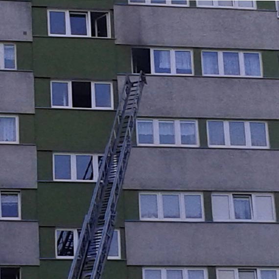 Garnek pozostawiony na kuchence przyczyn gronego poaru. Szeciotygodniowe dziecko w szpitalu