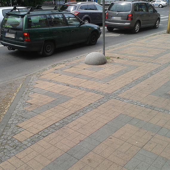  Czytelnik: Betonowe pkule- pomys moe i dobry ale wykonanie sabe