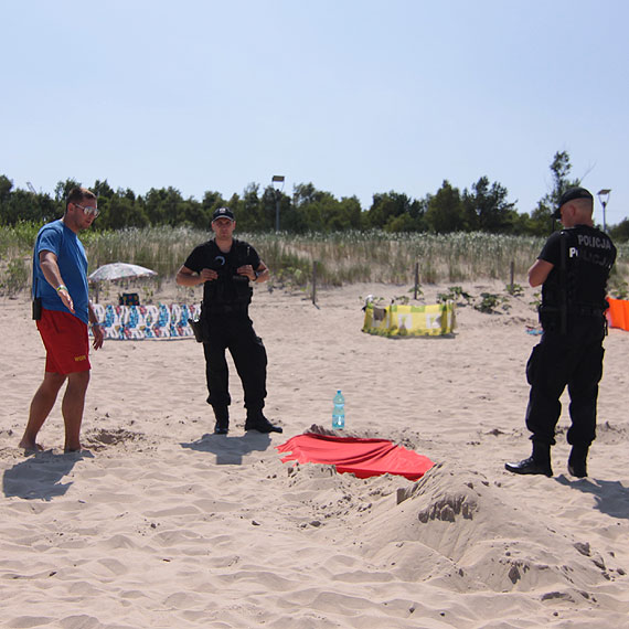 Na plaży znaleziono granat?