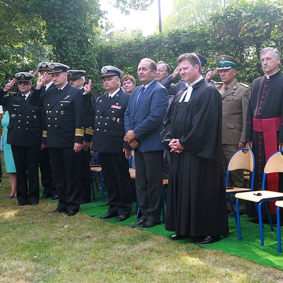 Obchody setnej rocznicy wybuchu I wojny wiatowej na winoujskim  cmentarzu