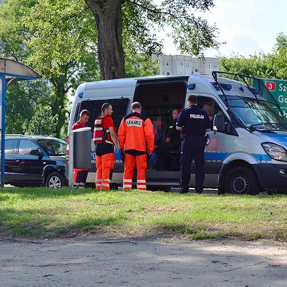 60- letni mczyzna prbowa popeni samobjstwo. Policjanci zapobiegli tragedii 