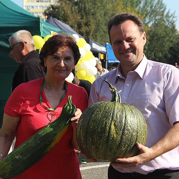 Tysice winoujcian i goci bawiy si na okrgowych doynkach dziakowcw