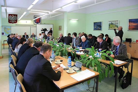 Ostatnie korekty budetu przed wyborami?   